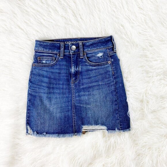 🦋 AMERICAN EAGLE Distress Denim Jean Skirt 00 Mini Everyday Casual School Prep - Picture 1 of 5
